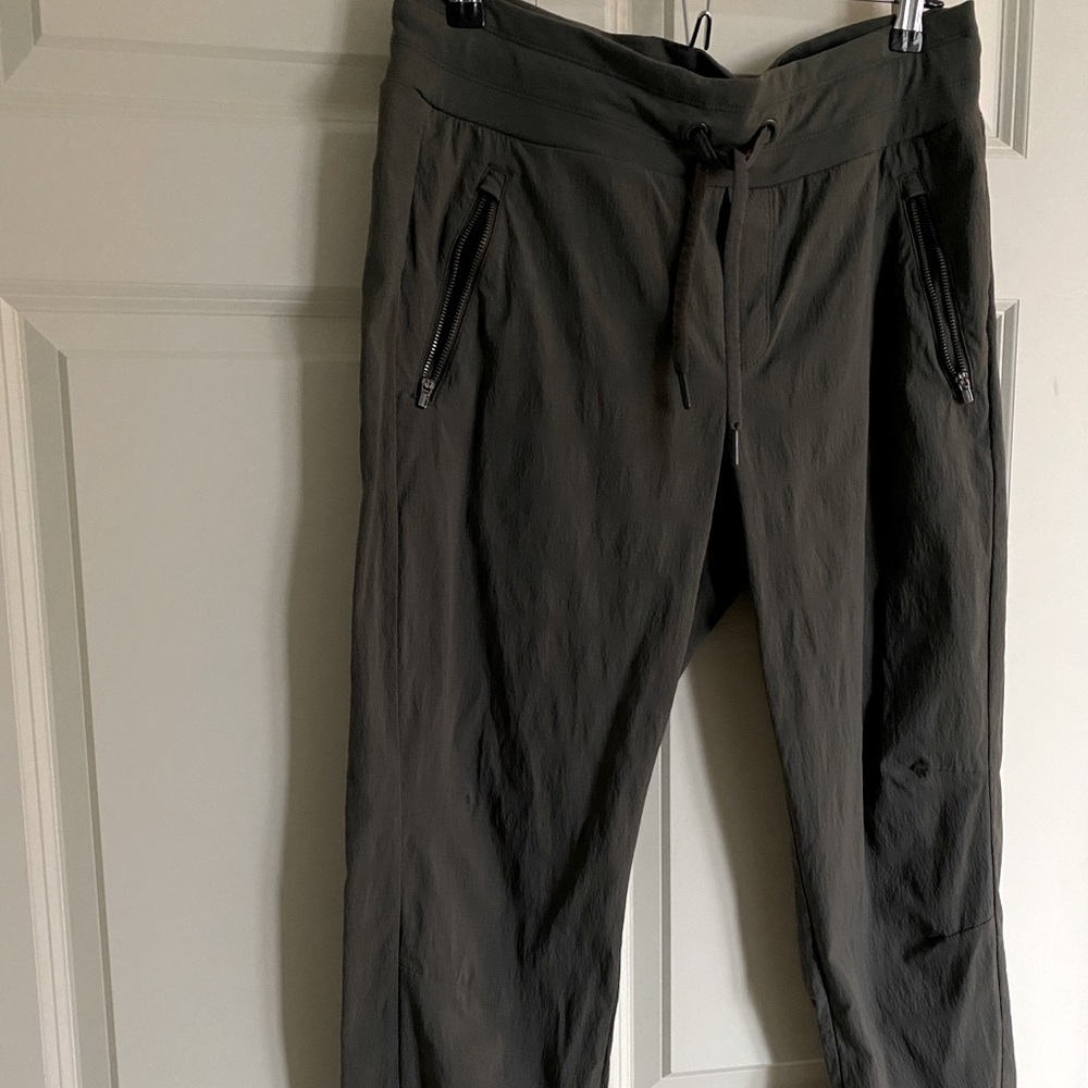 Athleta Trekkie North Jogger Sz10